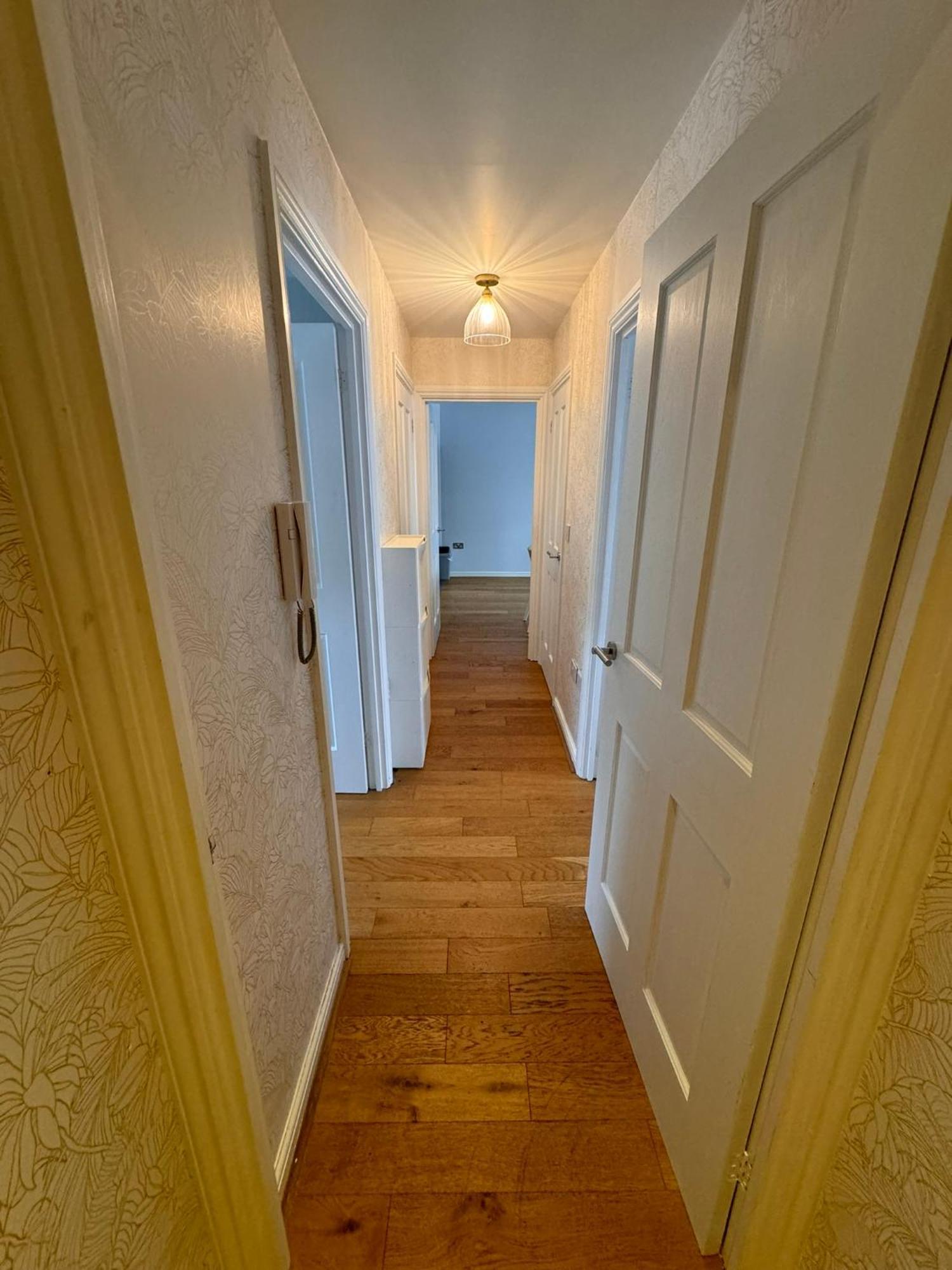 2-Bedroom Flat Walking Distance To Excel London - Perfect Location! エクステリア 写真